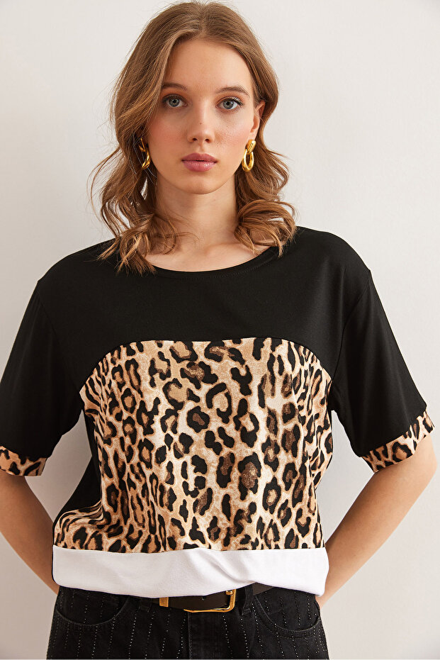 Women's Black and White Roba Leopard Decorated Knitted Viscose T-Shirt Tsh-19000835