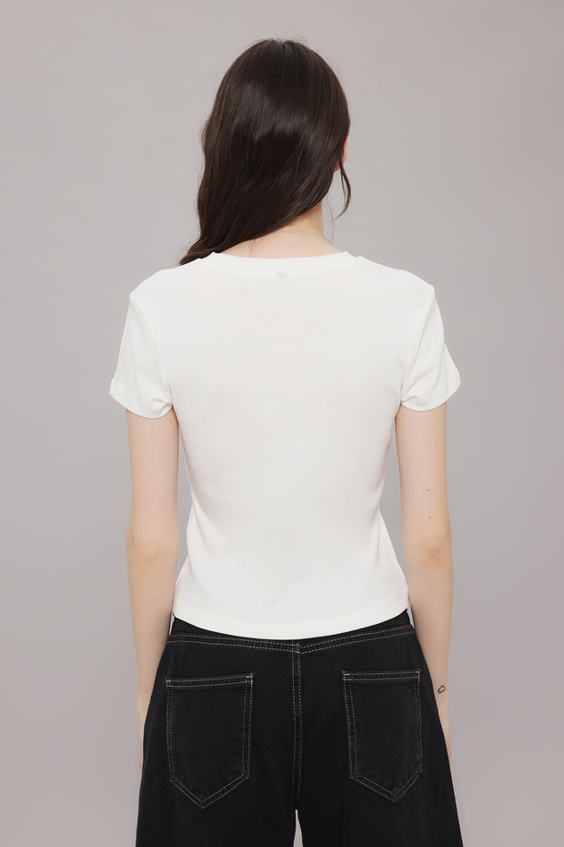 Ekru Kuğu Baskılı Fitted/Vücuda Oturan Örme T-Shirt TWOSS25TS00095 - 4