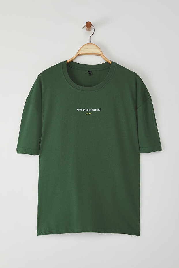 Yeşil Oversize/Geniş Kesim Bisiklet Yaka Kısa Kol Game Over Baskılı T-Shirt TMNSS23TS00247 - 4