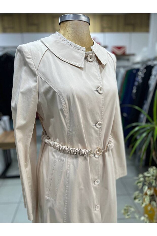 Dantel Detaylı Bej Pardesü - 7