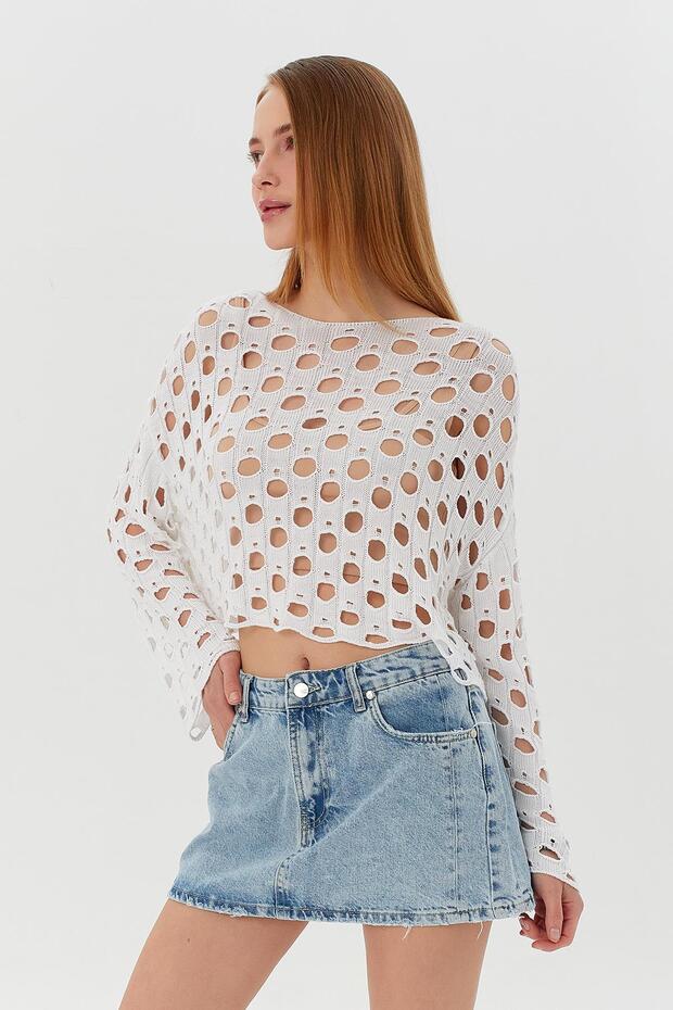 Delikli Kadın Triko - 1