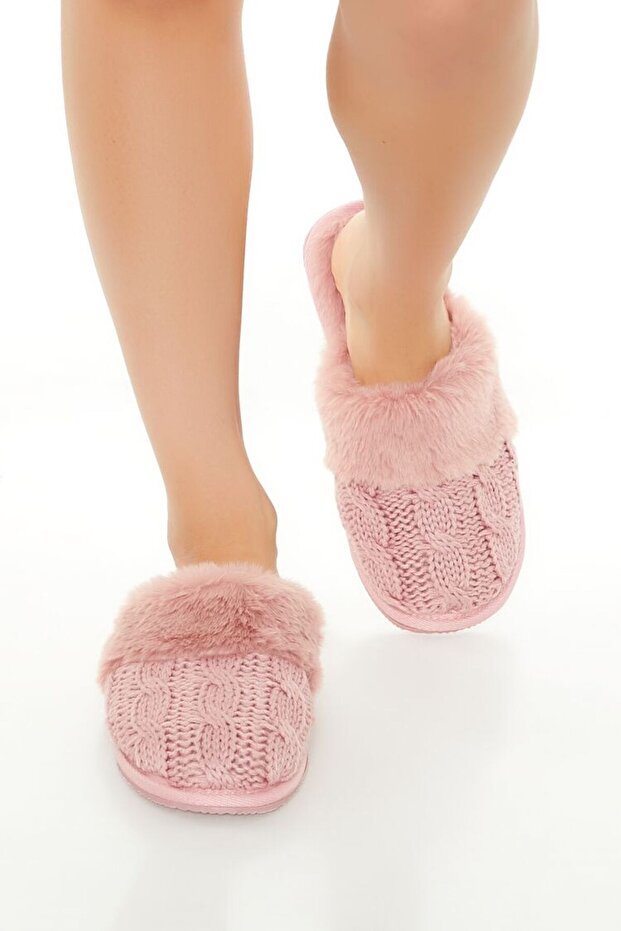 Örgülü Peluş Ev Terliği - 1