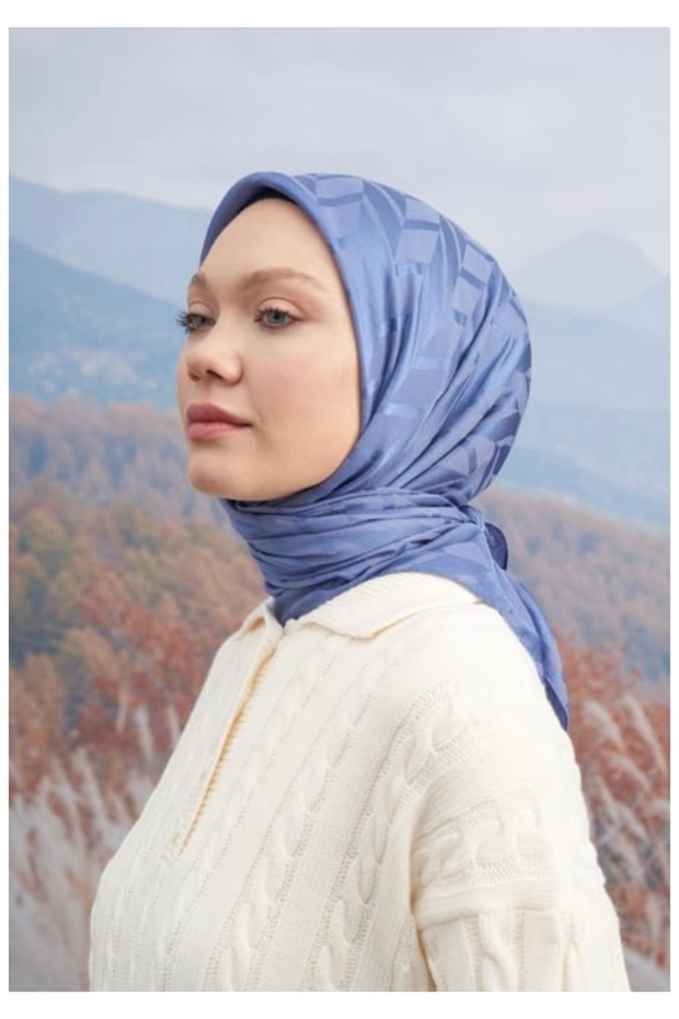 Italian Jacquard Scarf Zigzag Pattern - 1