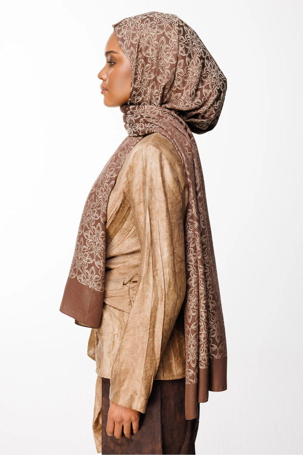 Nora Pattern Double Sided Shawl Bitter Brown-Beige - 3