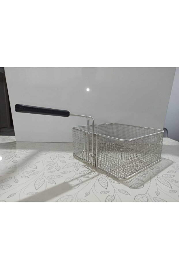 Fryer Basket Length 27 cm Width 26 cm with Hanging Hook at the Back