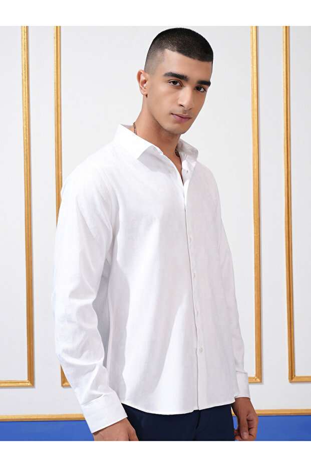 قميص سادة بقصّة Slim Fit مع ياقة - 6