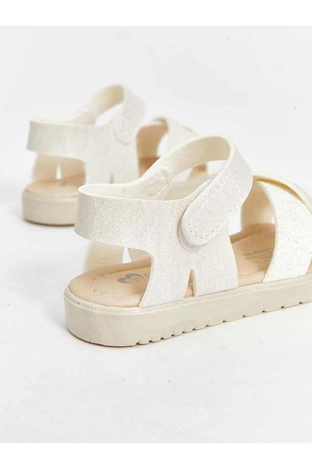 LCW STEPS Çapraz Bantlı Kız Bebek Sandalet - 5