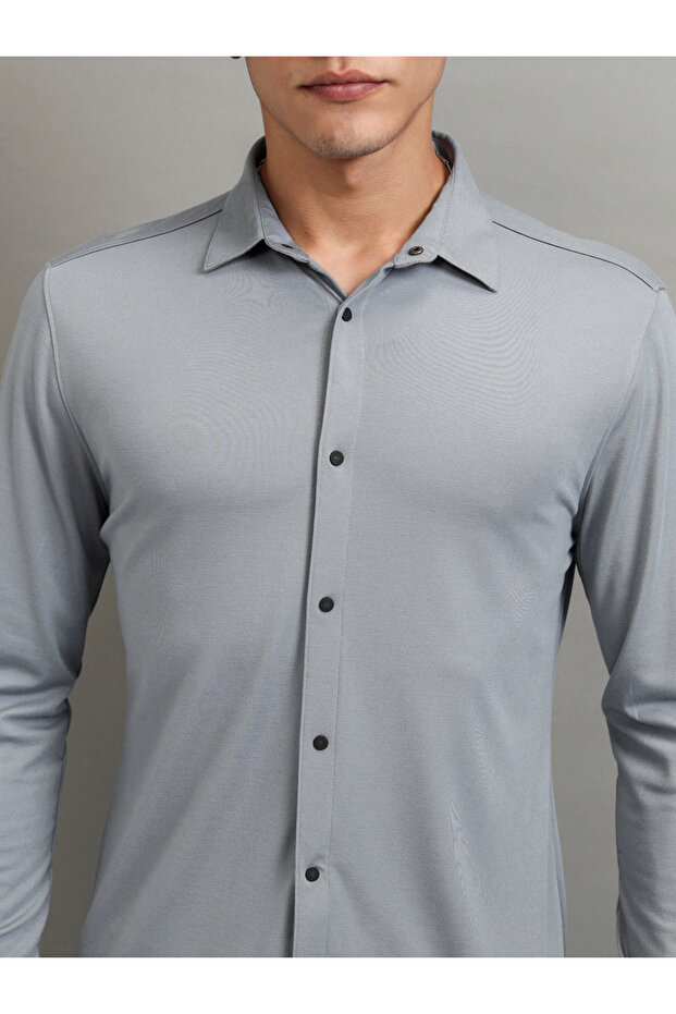 Solid Slim Fit Collared Shirt - 5