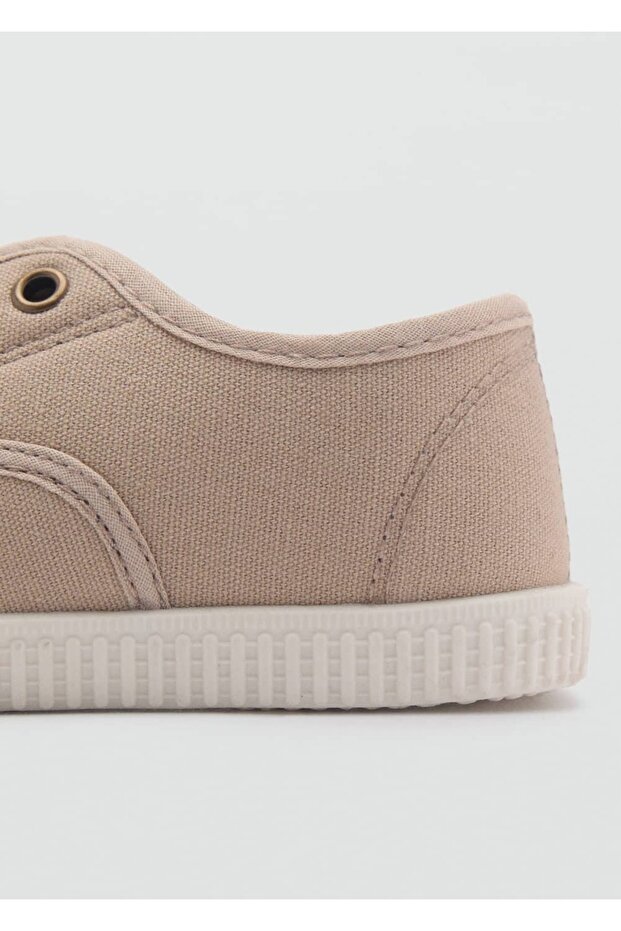 Sneaker mit elastischen Einsätzen - 4