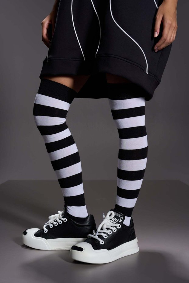 Women's Black and White Socks Pippi1