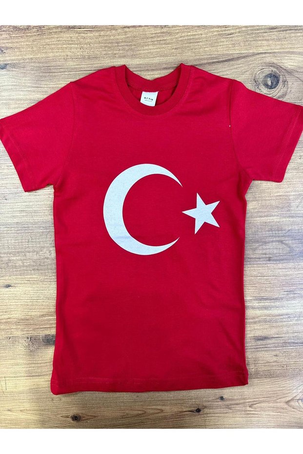Unisex Red Moon Star T-Shirt April 23 October 29 November 10 May 19 Showwear