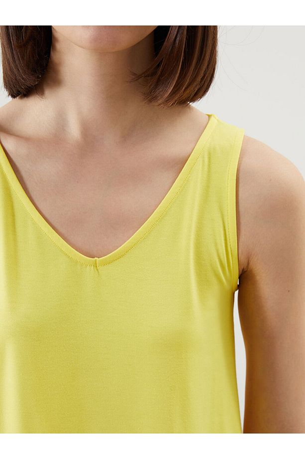 V Yaka Baskılı Kadın Pijama Takımı - 3