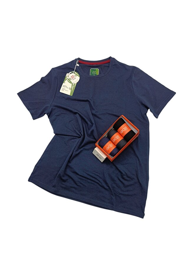 Quality Men's Bamboo T-Shirt and 3-Piece Modal Socks Set
