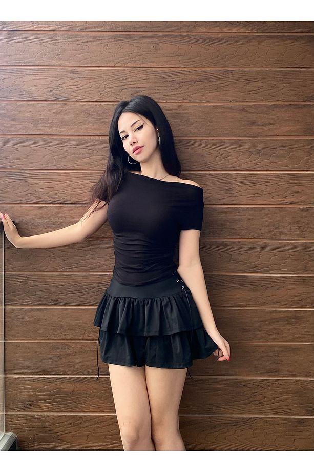 Siyah Kuşgözü Fırfırlı Mini Şort Etek - 2