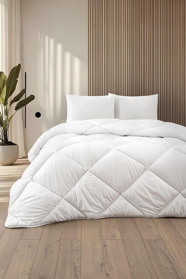 Beyaz Soft Dört Mevsim Tek Kişilik Yorgan 155*215 cm - 4