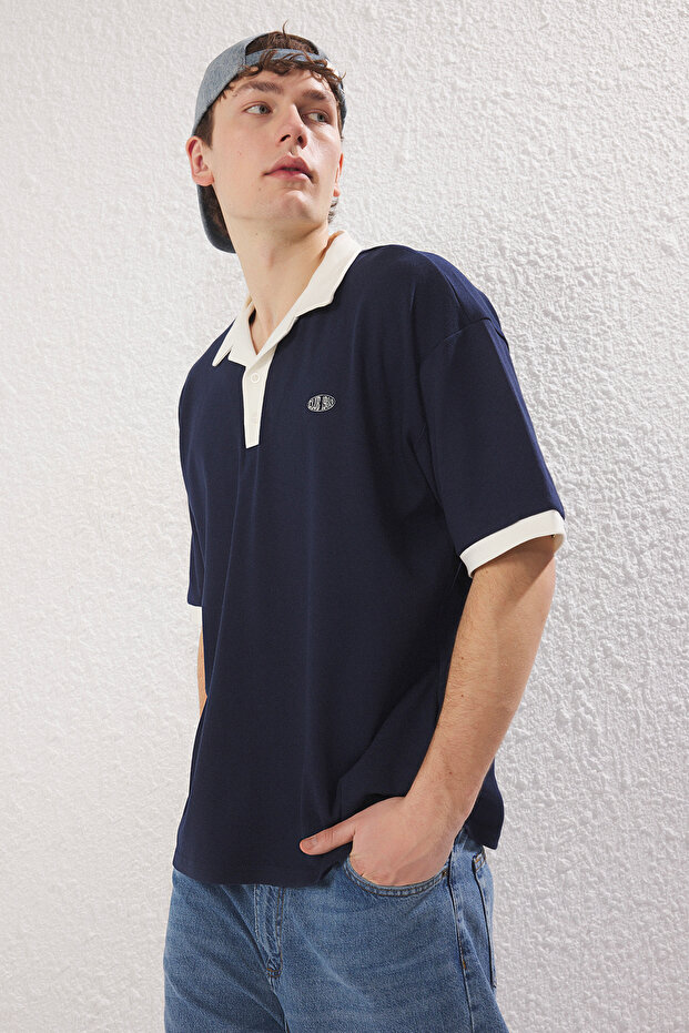 Lacivert Oversize/Geniş Kesim Nakış Detaylı Polo Yaka T-shirt TMNSS25PO00013 - 1