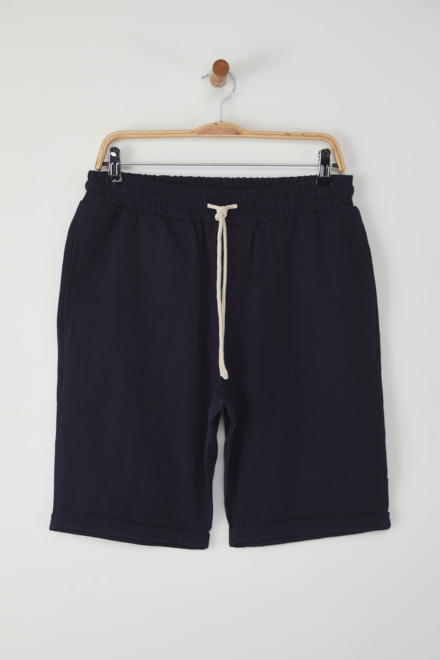Lacivert Normal Kesim/Regular Fit %100 Pamuk Keten Görünümlü Şort TMNSS23SR00030 - 5