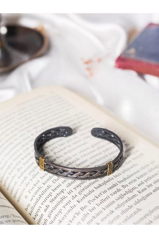 Copper Bracelet Robinia Oxide Color
