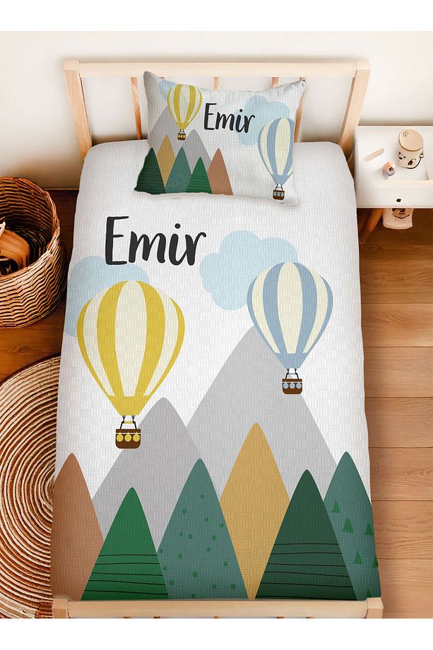 İsme Özel %100 Pamuk 160x230 Tek Kişilik Pike Takımı Balon Ve Dağlar - 1
