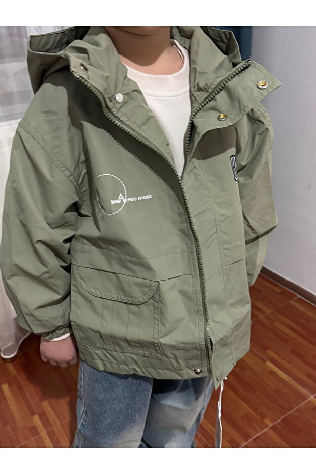 Khaki Children's Thin Coat - Stylish and Comfortable