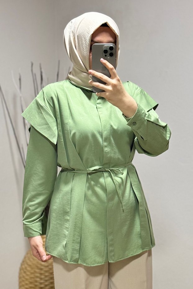 Women's Pleat and Shoulder Detailed Belted Hijab Shirt