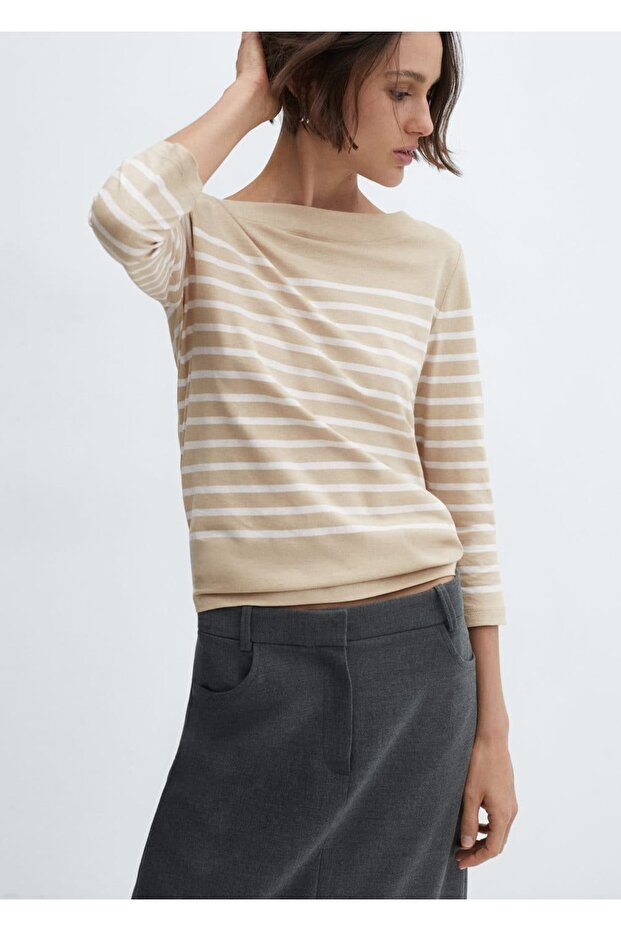 Μπλουζάκι με ριγέ λαιμόκοψη - 1