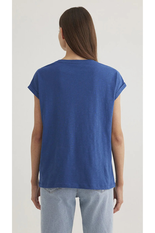 V Yaka Basic Tişört - 3