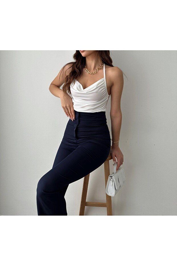 Degaje Yaka Sırt Dekoltesi Sandy Bluz - 1