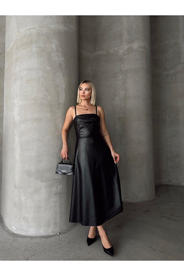 Rochie lungă din piele cu bretele - 4