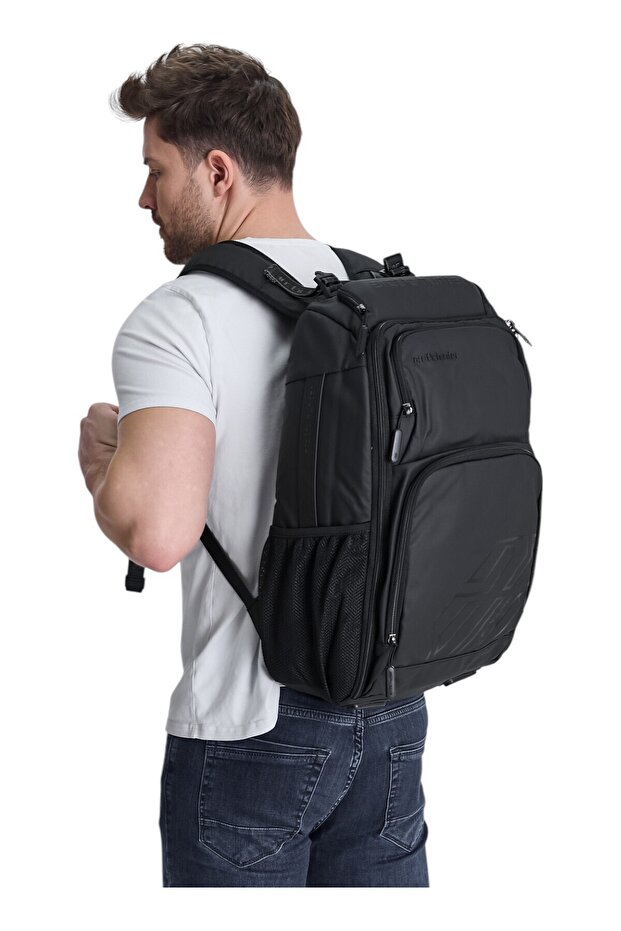B00461 Model Black Backpack - 2