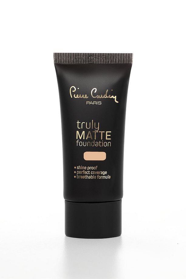 Truly Matte Fondöten - Light - 3