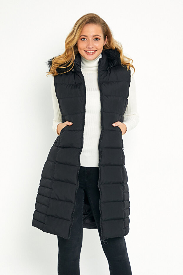 Schwarze lange Damenweste mit Pelzkapuze - 1