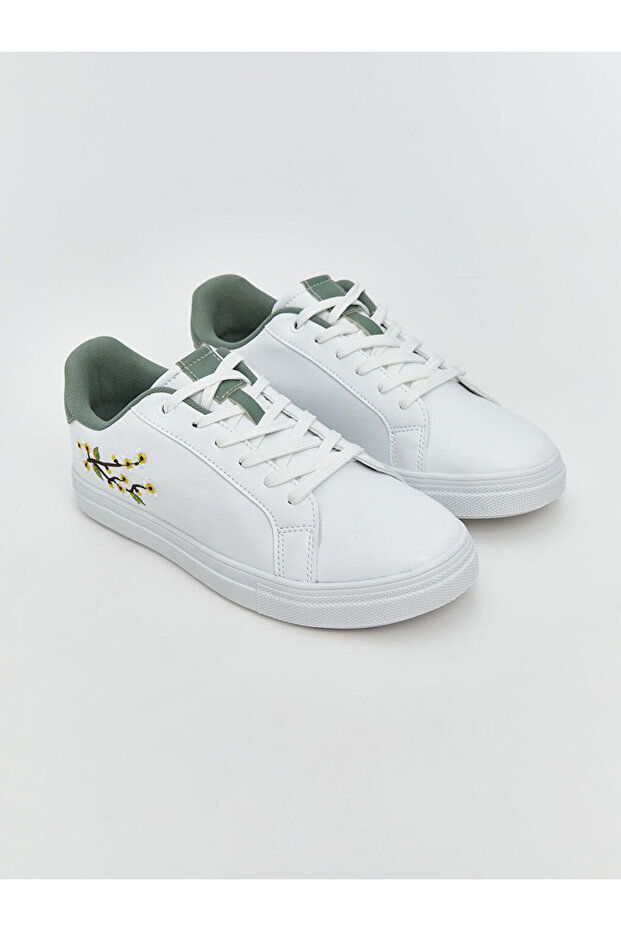 LCW STEPS Beyaz Çiçek Nakışlı Kadın Spor Ayakkabı - 1
