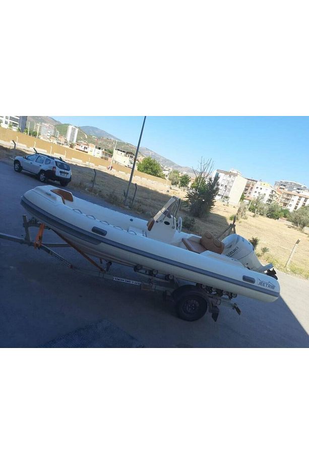 Jr-f-495-c Lüks Oturma Gruplu Fiber Tabanlı Şişme Bot - 3