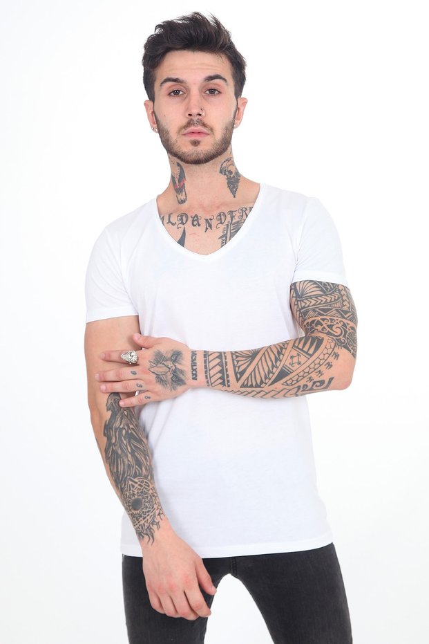 White Wide Collar Dirty Collar Slim Fit T-shirt