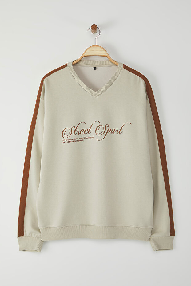 Taş More Sustainable Oversize/Geniş Kesim V Yaka Yazı Baskılı Şardonsuz Sweatshirt TMNAW25SW00208 - 2