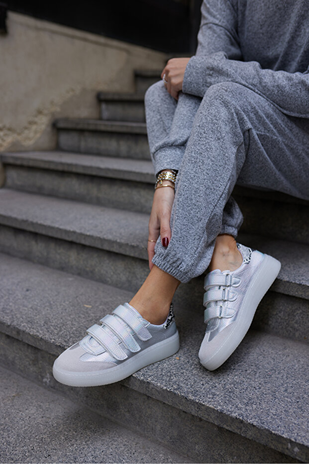 Celso Women's Silver Vecle Sneakers