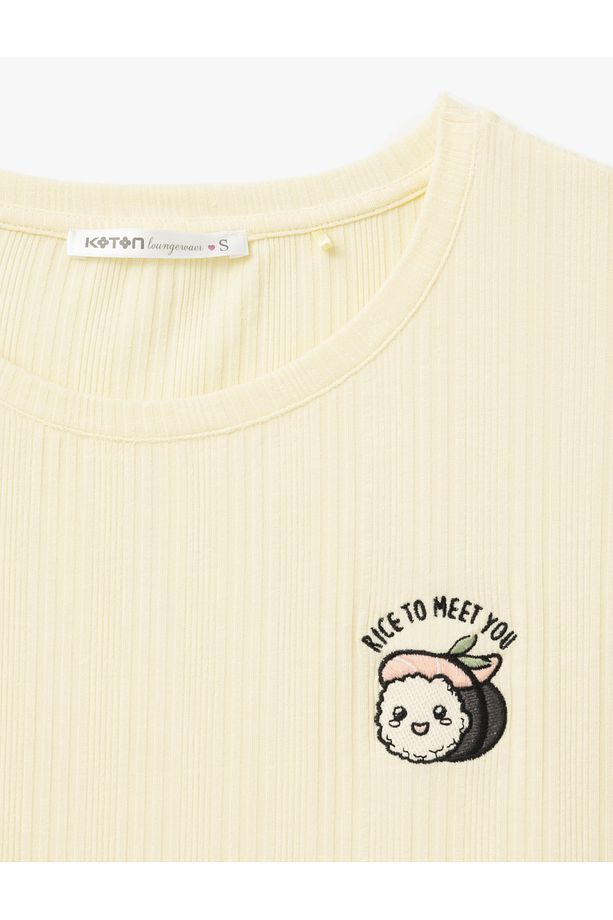 Nakış Detaylı Kısa Kollu Modal Kumaş Şortlu Pijama Takımı - 6