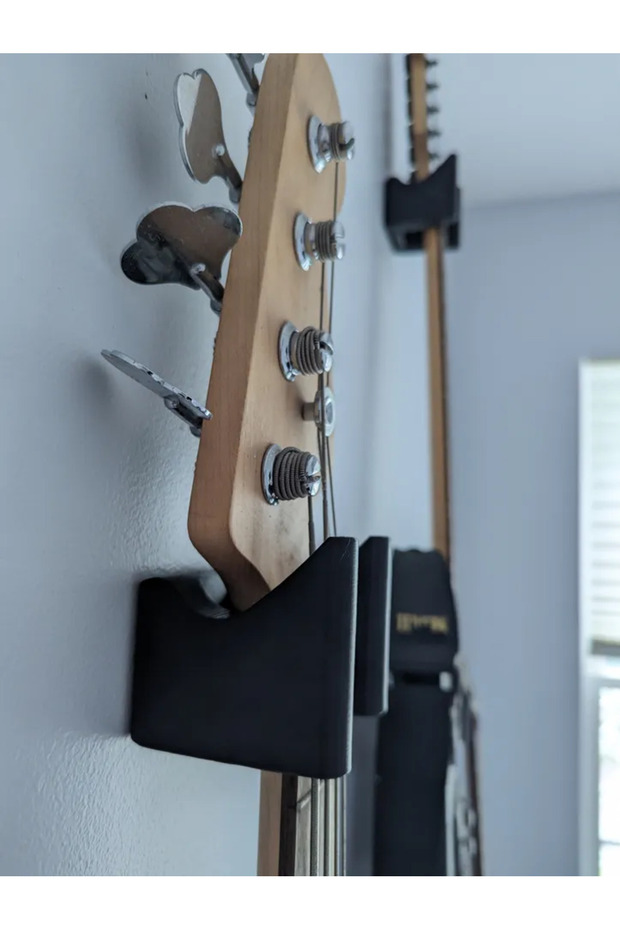 Guitar Hanger – Stylish Design That Can Be Mounted to the Wall
