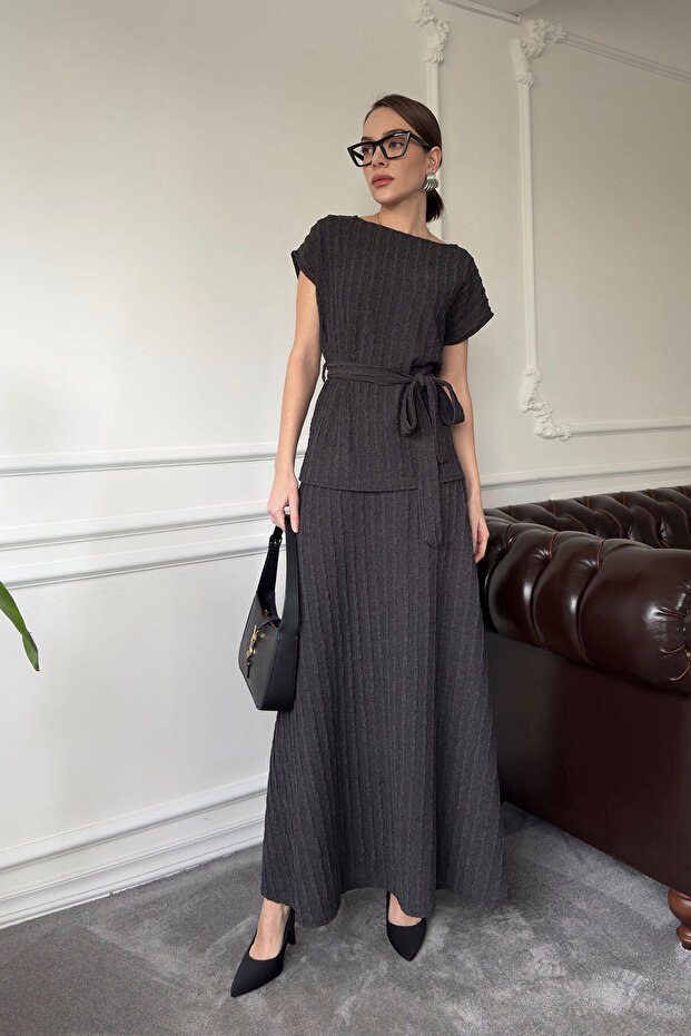 Design Knitted Set - Anthracite - 1