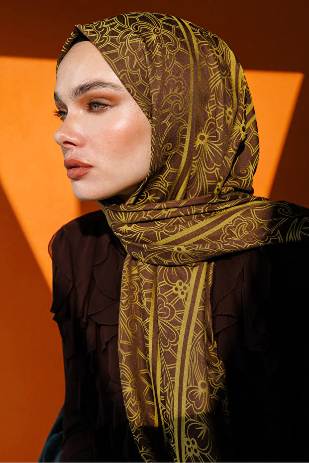 شال لافين ذو وجهين بني مرير-سلمون