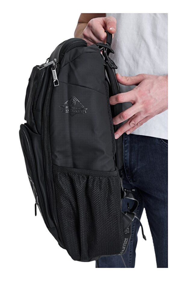B00461 Model Black Backpack - 4