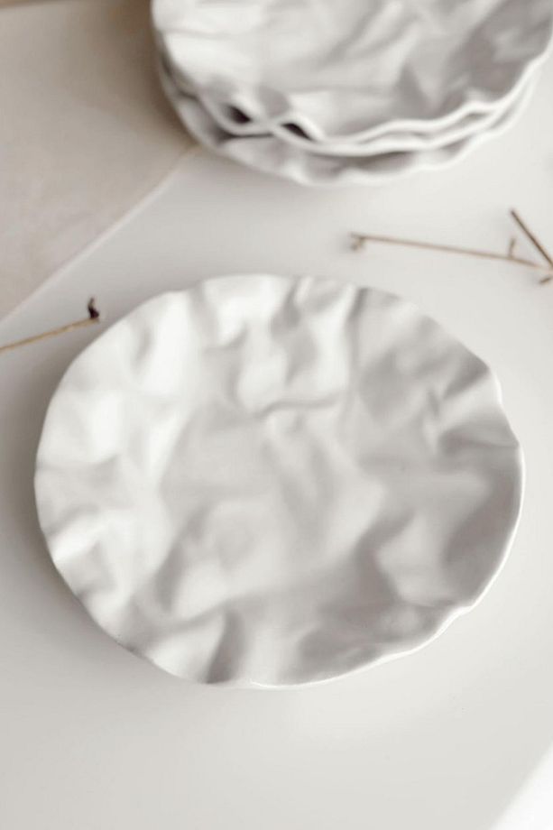4 ADET Mat Seramik Beyaz Kırışık Tasarım Handmade Pasta Yemek Sunum Tabak Tatlı Kahvaltı Tabağı Seti - 4