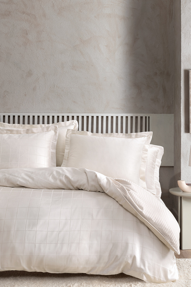 Destra Satin Single Duvet Cover Set - Beige