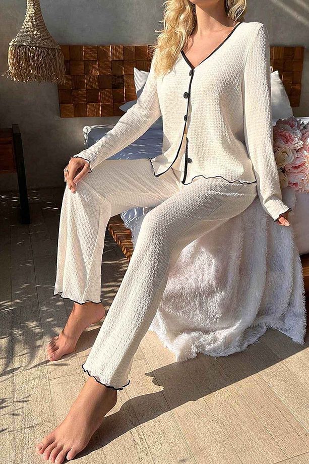 Özel Örme Kumaş Düğmeli Uzun Kollu Pijama Takımı - 5
