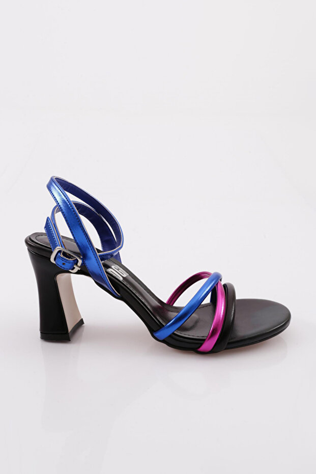 7550 Women's Cross Strap Heeled Shoes Black Metallic