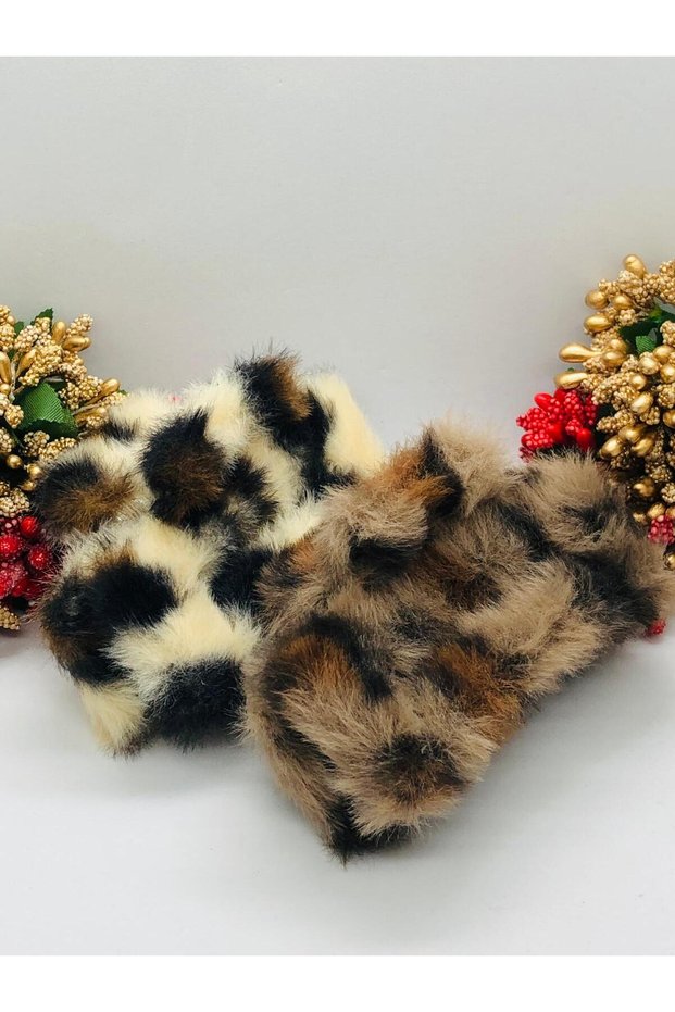 Leopard Feather Plush Latch Buckle Clamp Hair Clip (2 Pieces)