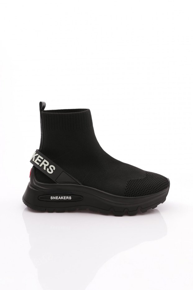 085 Women's High-Ankle Sports Shoes with Writing on the Back