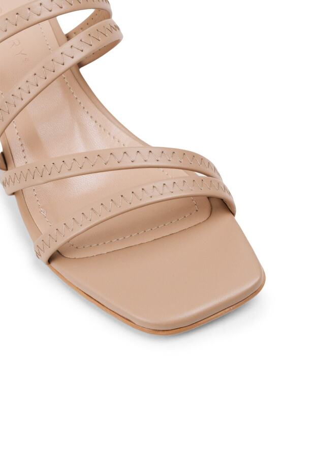 Bej Kadın Terlik - 3