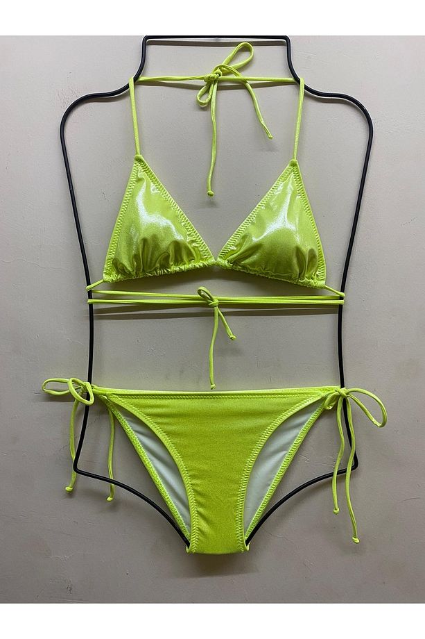 Kadın Varak Baskılı Esnek Likralı Şık Kaliteli Yeni Sezon Parlak Bikini Takımı - 1